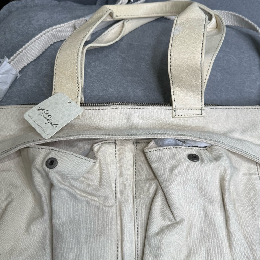 NWT Free People We The Free Whitney Heritage Tote in Mineral/ Cream - Picture 6 of 6